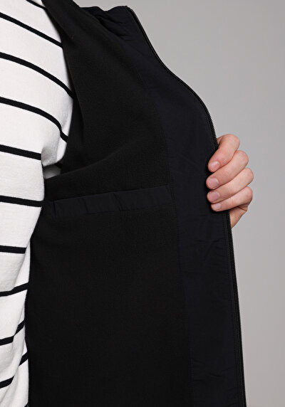 Afficher les détails de Imperméable Noir Regular Fit Homme