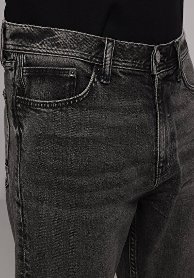 Image de 054 Neil Pantalon    En Jean Loose Tapered Fit Homme