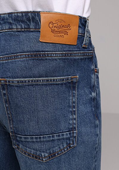 Afficher les détails de 046 Marco Pantalon    En Jean Loose Straight Fit Homme