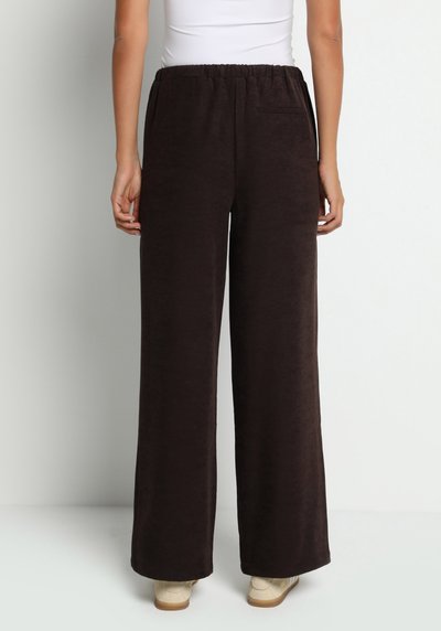 Image de Pantalon Marron Wide Leg High Rise En Ratière Regular Fit Femme