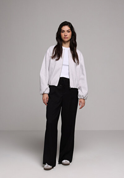 Image de Pantalon Noir Wide Leg High Rise En Sergé Regular Fit Femme