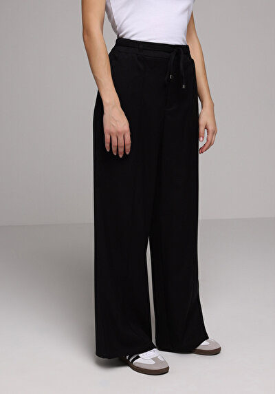 Image de Pantalon Noir Wide Leg High Rise En Sergé Regular Fit Femme
