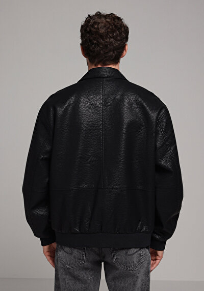 Afficher les détails de Veste Pu Noir   Regular Fit Homme