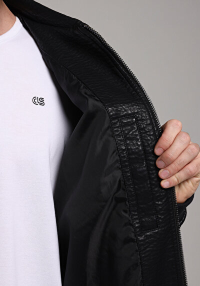Afficher les détails de Veste Pu Noir   Regular Fit Homme