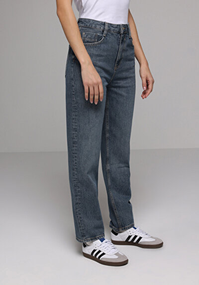 Image de 884 Lauren Pantalon En Jean Straight Fit Femme