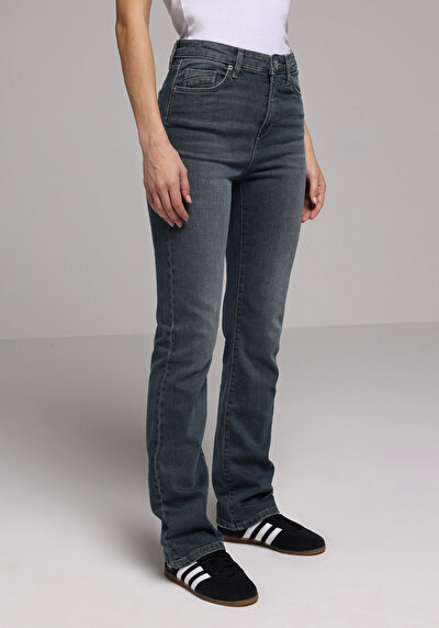 Image de 792 Mila Pantalon En Jean Regular Fit Femme