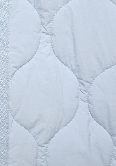 Afficher les détails de Veste Bleu Regular Fit Manches Longues  Matelassé Femme