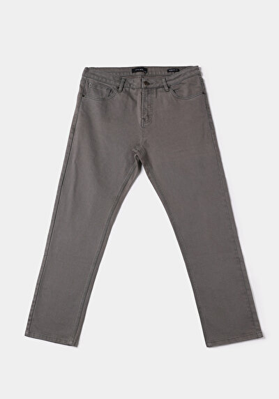 Afficher les détails de Pantalon Kaki Straight Leg Medium Rise En Sergé Regular Fit Homme