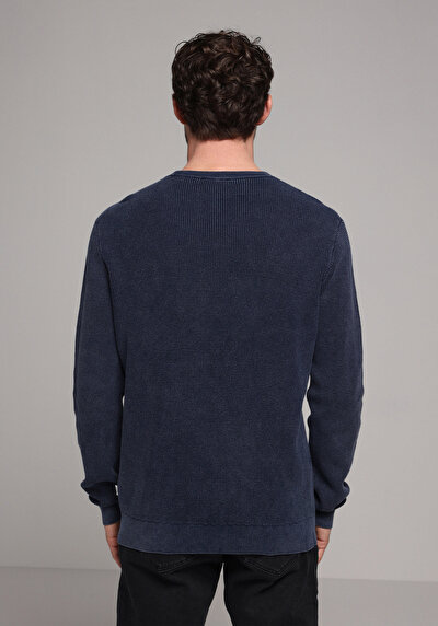 Afficher les détails de Pull Bleu Regular Fit Manches Longues  Homme