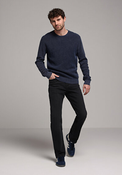 Afficher les détails de Pull Bleu Regular Fit Manches Longues  Homme