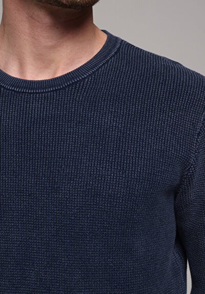 Afficher les détails de Pull Bleu Regular Fit Manches Longues  Homme
