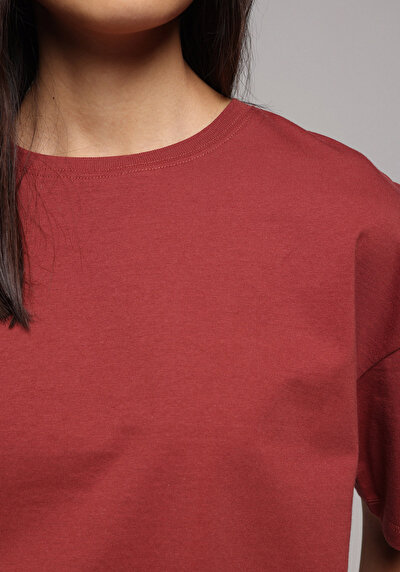 Image de T-shirt À Manches Courtes Rouge Regular Fit Brodé Femme