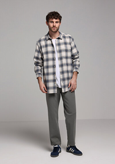 Image de Pantalon Vert Straight Leg Medium Rise En Verrouillage Regular Fit Homme