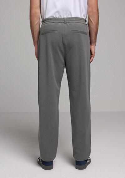 Image de Pantalon Vert Straight Leg Medium Rise En Verrouillage Regular Fit Homme