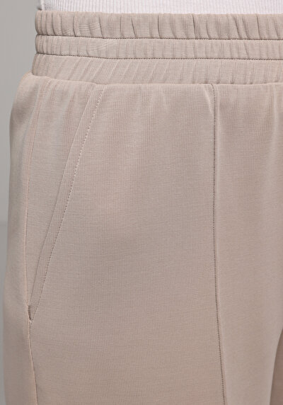 Afficher les détails de Pantalon De Survêtement Beige Regular Fit Femme