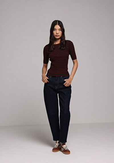 Image de Tricot Bordeaux Slim Fit Femme