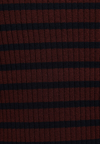 Image de Tricot Bordeaux Slim Fit  Femme