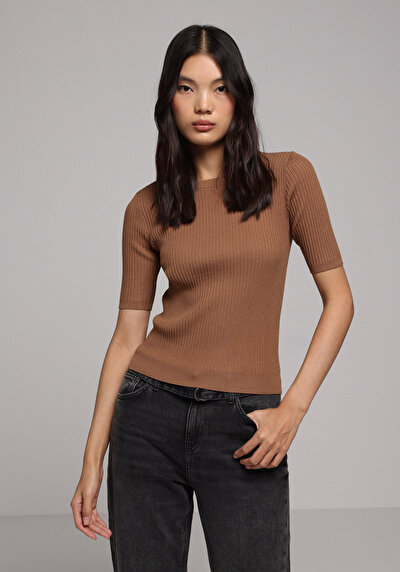 Image de Tricot Marron Slim Fit  Femme