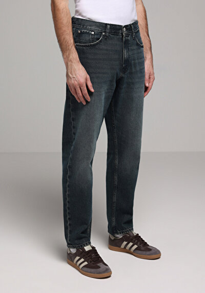 Image de 054 Neil Pantalon En Jean Loose Tapered Fit Homme