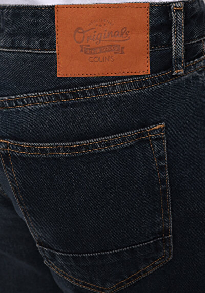 Afficher les détails de 054 Neil Pantalon    En Jean Loose Tapered Fit Homme