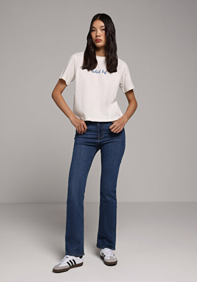 Image de T-shirt À Manches Courtes Blanc Boxy Fit Imprimé Femme