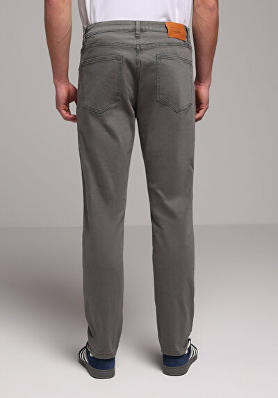 Image de Pantalon Kaki Straight Leg Medium Rise En Sergé Regular Fit Homme