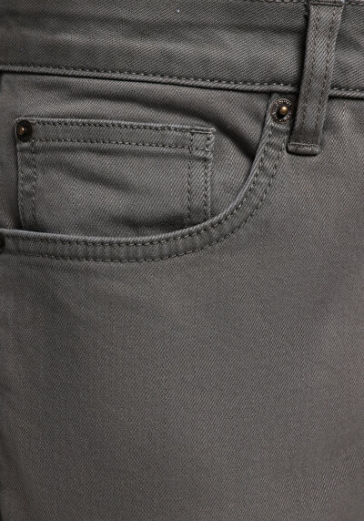 Image de Pantalon Kaki Straight Leg Medium Rise En Sergé Regular Fit Homme