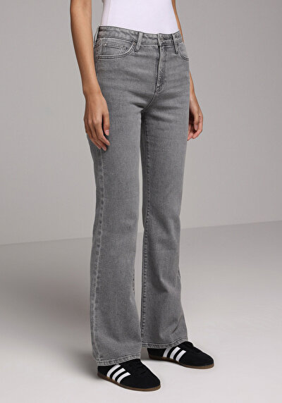 Image de 791 Monica Pantalon En Jean Regular Fit Femme