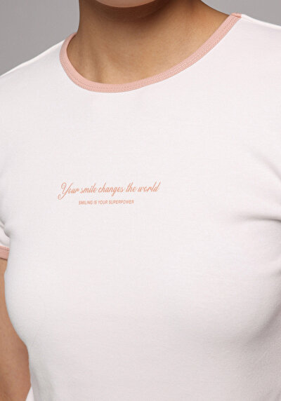 Image de T-shirt À Manches Courtes Blanc Slim Fit Imprimé Femme