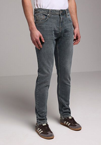 Image de 044 Karl Pantalon    En Jean Straight Fit Homme