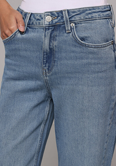 Image de 970 Berry Pantalon    En Jean Regular Fit Femme