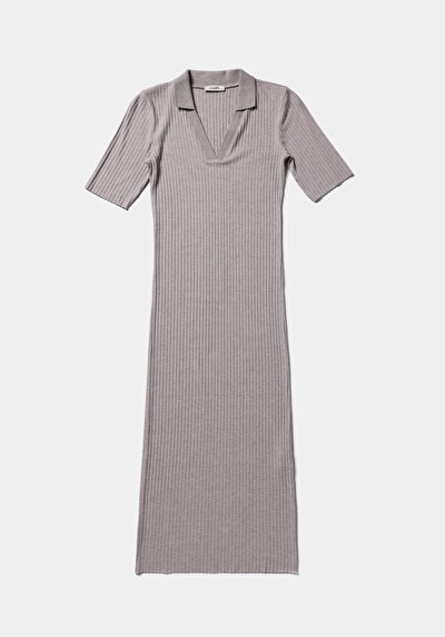 Afficher les détails de Robe Vizon Slim Fit Manches Courtes Mdi Côtelé Femme