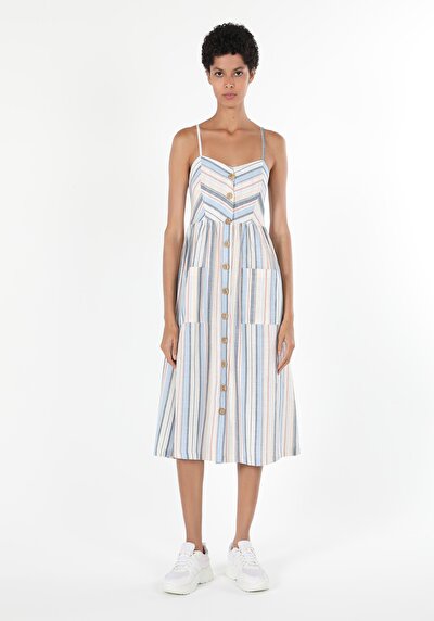 Afficher les détails de Robe Multicolou Slim Fit    Femme