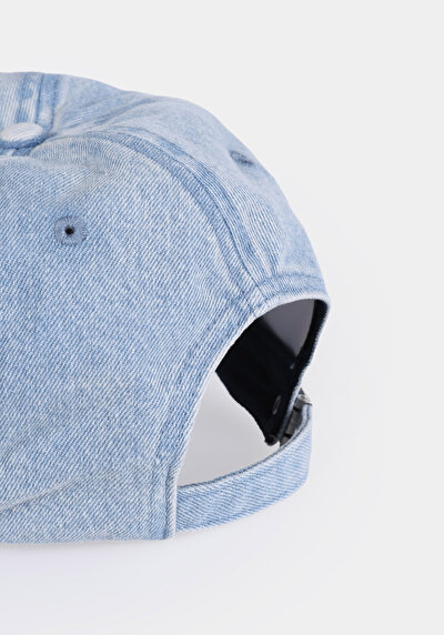 Afficher les détails de Chapeau Bleu Modern Fit Femme