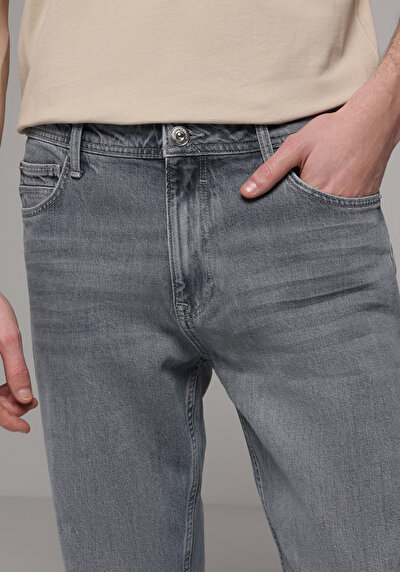 Afficher les détails de 045 David Pantalon    En Jean Regular Fit Homme