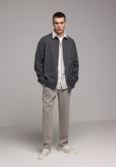 Image de Pantalon Beige Straight Leg Medium Rise En Double Face Regular Fit Homme
