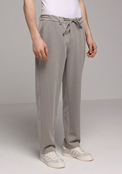 Image de Pantalon Beige Straight Leg Medium Rise En Double Face Regular Fit Homme