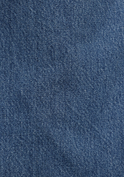 Afficher les détails de 970 Berry Pantalon    En Jean Regular Fit Femme