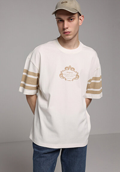 Image de T-shirt À Manches Courtes Ecru Oversize Fit Droit Homme