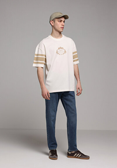 Image de T-shirt À Manches Courtes Ecru Oversize Fit Droit Homme
