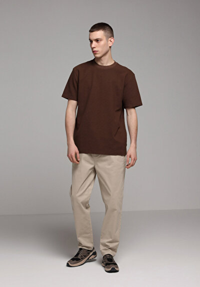 Afficher les détails de T-shirt À Manches Courtes Marron Comfort Fit Droit Homme