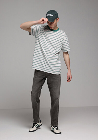 Image de T-shirt À Manches Courtes Vert Comfort Fit Rayé Homme