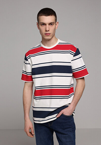 Image de T-shirt À Manches Courtes Blanc Comfort Fit Rayé Homme