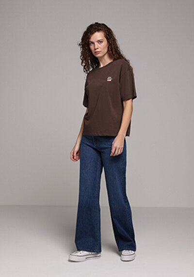 Image de T-shirt À Manches Courtes Marron Boyfriend Fit Brodé Femme