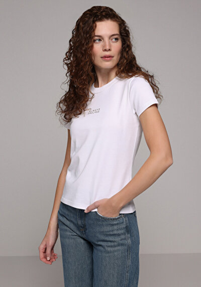 Image de T-shirt À Manches Courtes Blanc Slim Fit Imprimé Femme