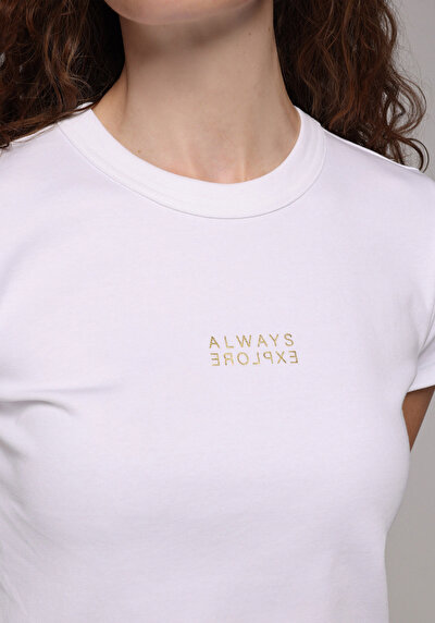 Image de T-shirt À Manches Courtes Blanc Slim Fit Imprimé Femme