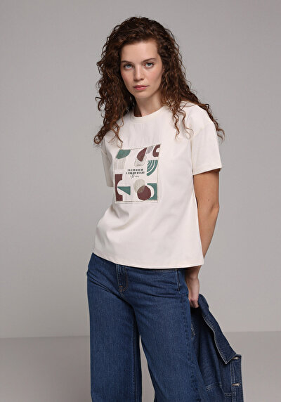 Image de T-shirt À Manches Courtes Ecru Regular Fit Imprimé Femme