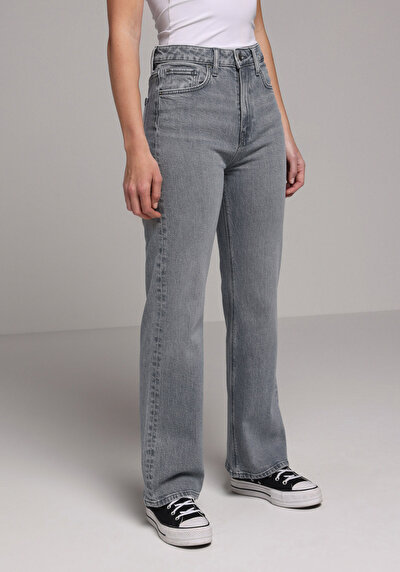 Image de 900 Laris Pantalon    En Jean Straight Fit Femme
