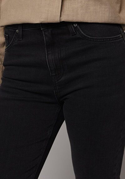 Image de 792 Mila Pantalon  Straight Leg Medium Rise En Jean Straight Fit Femme