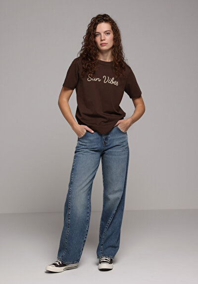 Image de T-shirt À Manches Courtes Marron Regular Fit Imprimé Femme